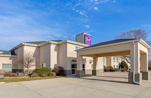 Charles City Hotel | Sleep Inn & Suites Charles City