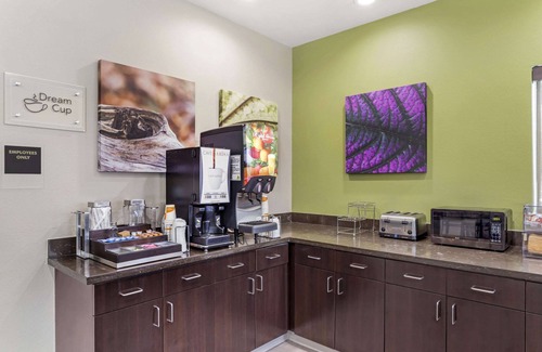 Liberty Hotel | Sleep Inn & Suites Liberty