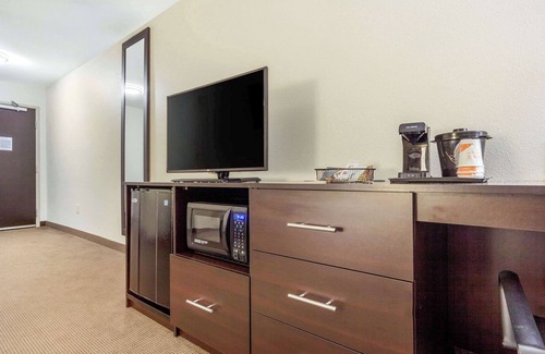 Lincoln Hotel | Sleep Inn & Suites Lincoln University Area