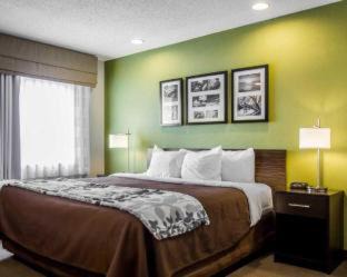 Niantic Hotel | Sleep Inn & Suites Niantic North