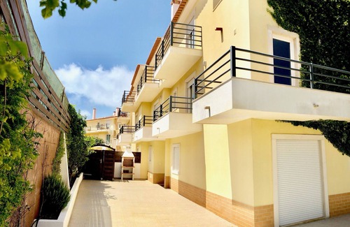 Ericeira House | Sleep & Surf Ericeira - Entire house 10 minutes walk from the village center