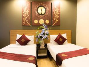 Talat Yot Hotel | Sleep Withinn