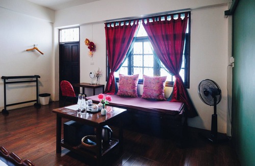 Trang House | Sleeper House