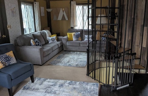 Cedar Ski Chalet | Sleeping Bear Chalet - Birch, MI nNorthern Michigan's Perfect Base Camp