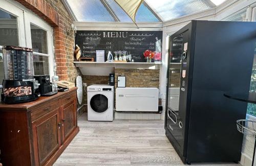 London Borough of Hounslow Hotel | Sleeplicity London Heathrow