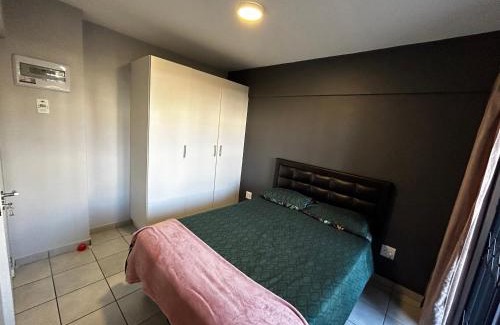 Bloubergstrand Apartment | Sleepover Self-Catering