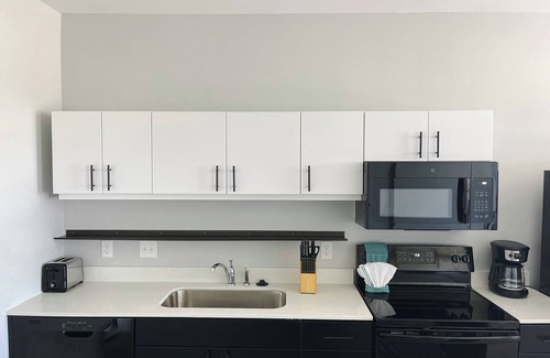 Downtown Omaha Apartment | Sleepover: Superior 1BD/1BA + Gym - Downtown Omahan