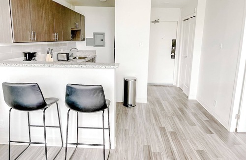 Corryville Apartment | Sleepover: Updated 1BD/1BA + Gym - Cincinnati