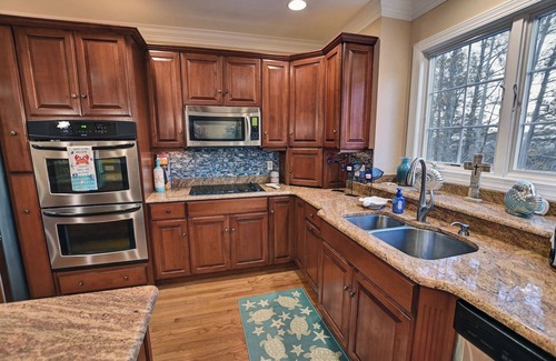 Frankford House | Sleeps 11 - Beautiful townhome with elevator conveniently located near Bethany Beach! Community Pool! Guest will receive a 3 day state park pass for their stay!