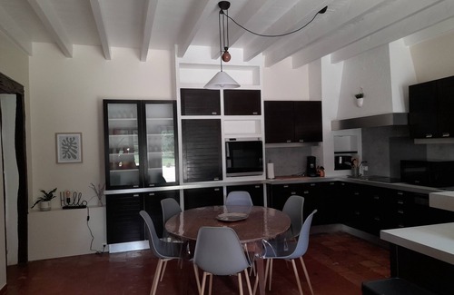 Vienne Villa | Sleeps 13/15, 270 m2 house with swimming pool/CHEQUES ANCV ACCEPTES