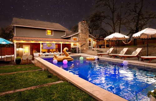 West Oak Hill House | Sleeps 16+ Oasis*Estate w/Pool Hot Tub Movie