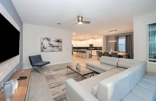 Kissimmee Villa | Sleeps 17 - Luxury 6BDHome with Pool – Storey Lake