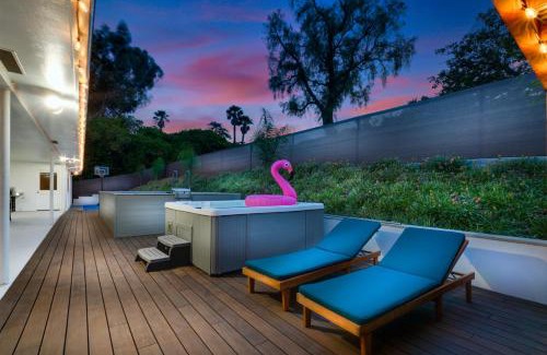Fletcher Hills Villa | Sleeps 31 10br Mountain View, Pool, Spa and Games