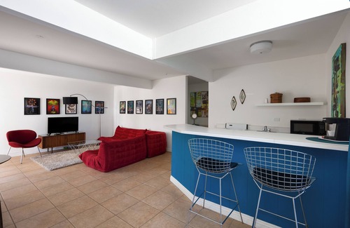 Desert Park Estates Hotel | Sleeps 32, 16-Room Hotel w/Pool | Monkey Tree