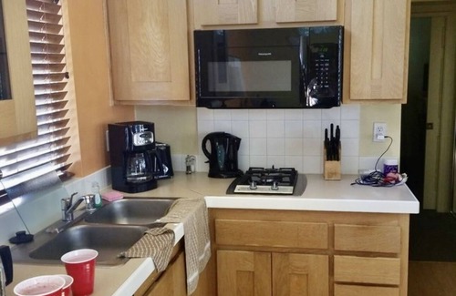 Napa Cottage | Sleeps 4! 1 Queen Size Bed with fold out couch. Unit has fridge, stove/microwave