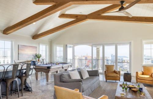 Palmetto Dunes House | Sleeps 48 2 Homes w Private Beach Access Bradley Circle Buyout by AvantStay