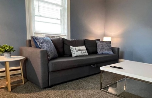 New Castle Condo | Sleeps 6! Cozy 2BR w/4 Beds at New Castle + WIFI!