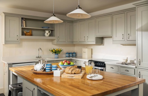 Saint Breward House | Sleeps 6, Dog friendly, Perfect retreat for families