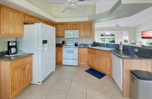 Pine Valley Villa | Sleeps 6, full refund*, heated pool, Dog ok