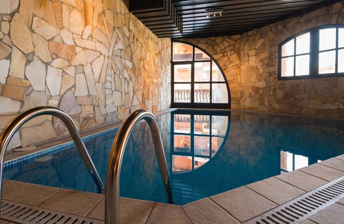 Val-Thorens Cottage | Sleeps 6 guests in 3 bedrooms