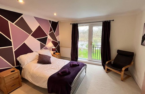 Glasbury House | Sleeps 8 River Retreat in Glasbury, Hay & Brecon
