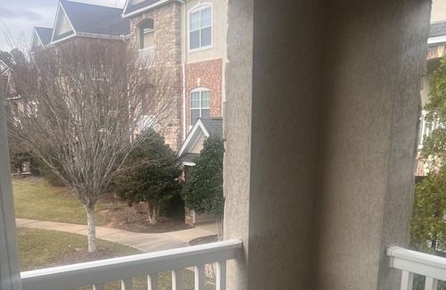 Stockbridge Apartment | (SLHW) ASSOCIATE STAY