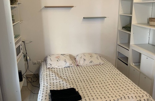 Palavas-les-Flots Bed & Breakfast | Small 30m2 vacation home for up to 2 adults 2 children