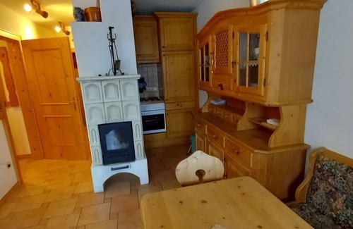 Hochkrimml Apartment | Small apartment, ideal for 2 people, with south-facing terrace right by the lift