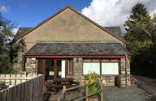 Dolgellau House | Small Barn - Spacious house close to attractions in Snowdonia National Park