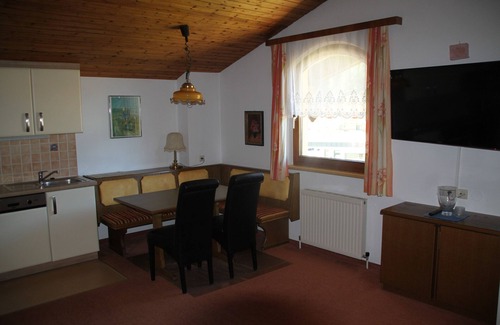 Filzmoos Apartment | Small beautiful holiday home in a central location