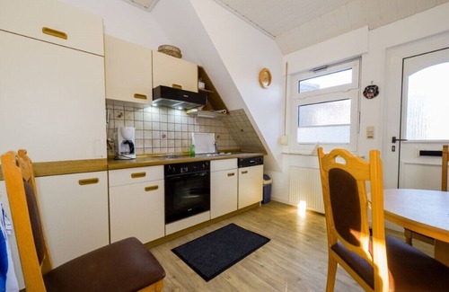 Borkum Apartment | Small cozy vacation apartment near the south beach for 2 people