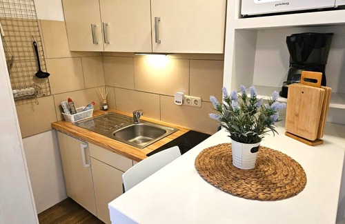 Norddeich Apartment | Small, cute apartment with terrace on the ground floor for 2 pers.