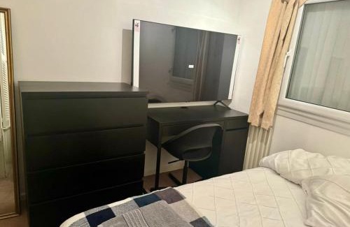 West Bromwich House | Small double