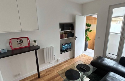 Plateau - Mont-Valerien House | Small duplex house in the heart of Mont Valérien