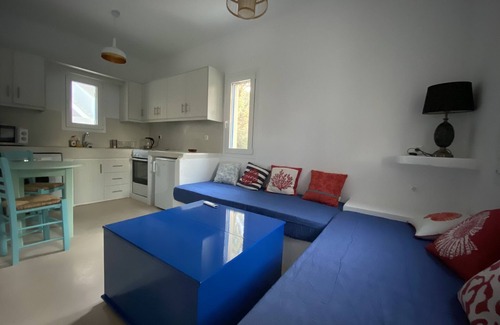 Leros Villa | Small Greek Villa in Krithoni 5 minutes from beach and Agia Marina