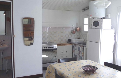 Barbatre House | Small house in Barbâtre on the island of Noirmoutier. Wireless