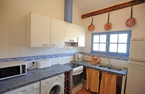 Beziers Cottage | Small house, shared pool, near Béziers and Canal du Midi, calm guaranteed