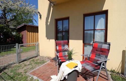 Ostseebad Wustrow Apartment | Small vacation room directly at the harbor of Wustrow