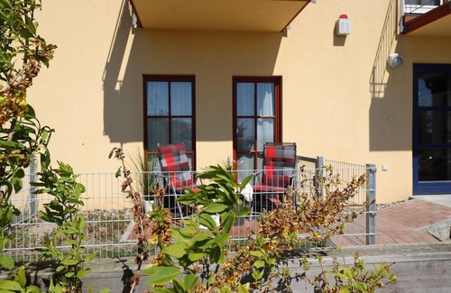 Ostseebad Wustrow Apartment | Small vacation room directly at the harbor of Wustrow