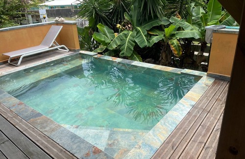 Sainte-Rose Cottage | Small villa with private spa pool, 200 meters from the beach
