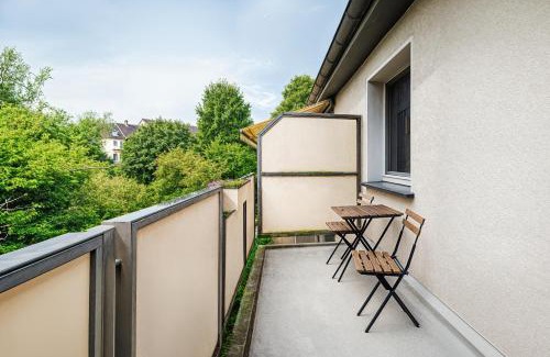 Rellinghausen Apartment | Smart Home - Essen - Perfect for 5 Guests! Central - Balcony - Netflix - Free Parking Zone