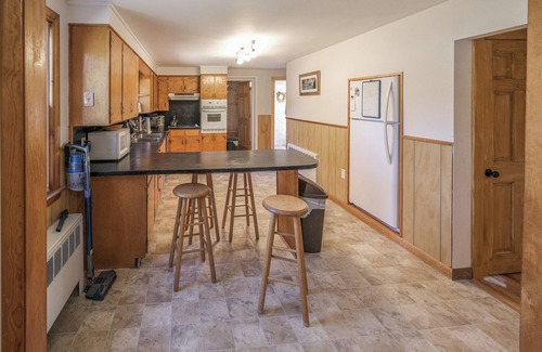 Ludlow House | Smart Piggy Brick House! 3br house with brick fireplace, WiFi in Ludlow