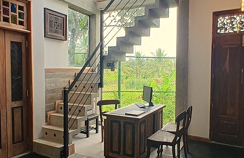 Polgasowita Villa | Smart Single Room with Private Toilet