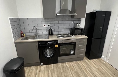 Liverpool Apartment | Smart TV | W/M | With Sofa Bed | Free Parking