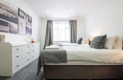 Grangetown House | Smart TV | WiFi | Free Parking