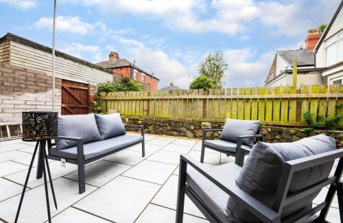 Grangetown House | Smart TV | WiFi | Free Parking