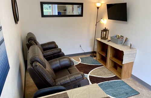 Kodiak Apartment | Smith Properties-Lakeside Studio