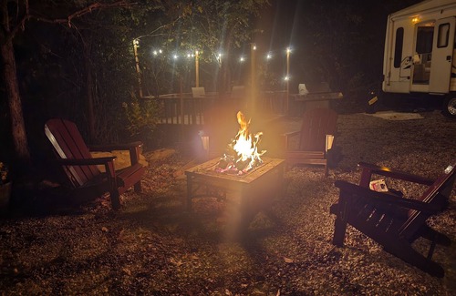 Jefferson County Apartment | Smokey Mountain hideaway camper with waterfall