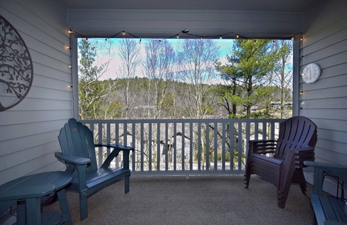 Blowing Rock Condo | Smokies 2 | Fireplace, Restaurant, Pool, Spa