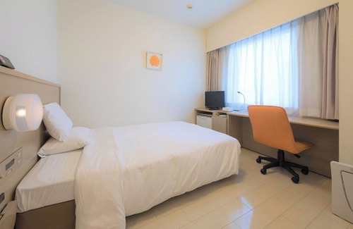 Maejima Hotel | Smoking Double room for 2 people breakfast incl/Naha Okinawa